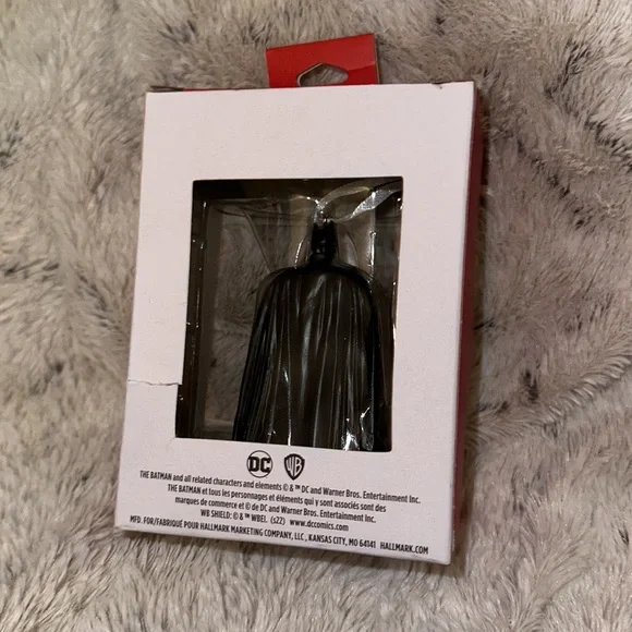 DC Hallmark Batman Xmas ornament 2022 - Picture 2 of 2